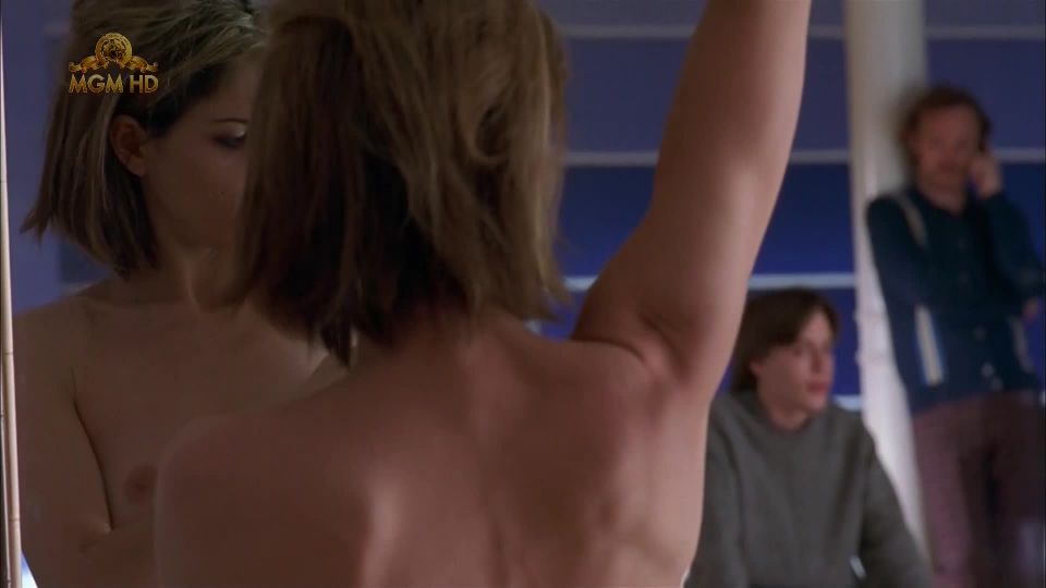 Amanda Peet – Igby Goes Down (2002) HDTV 1080p!!!