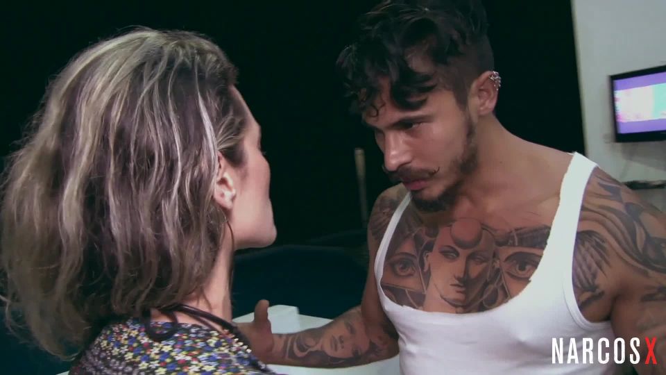 Outdoor lesbian sex and hot indoor twosomes with Colombian babes Ep. 5!!!