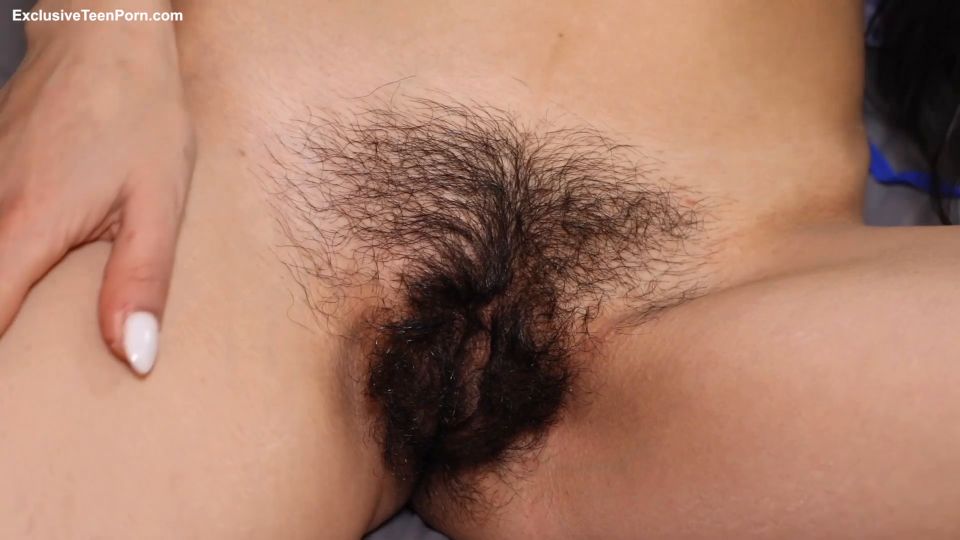 Pelo Zemfira (aka Rezza) - Video explícito - Pelo Coño