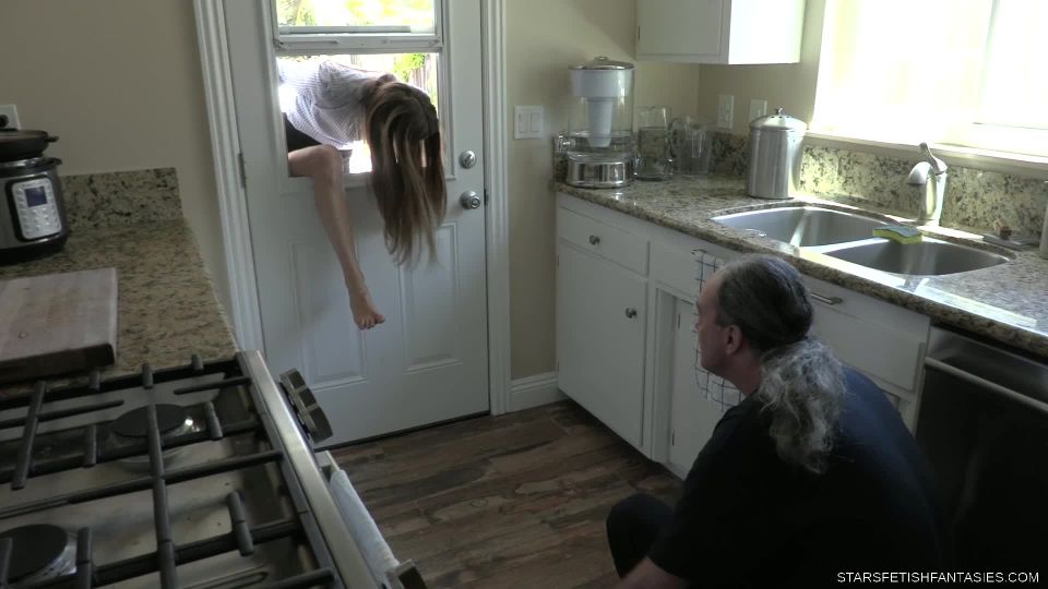 StarsfetishfantasiesSuper Kicks