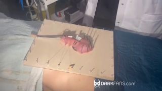 SADIC SADIE - It's Hammer Time.