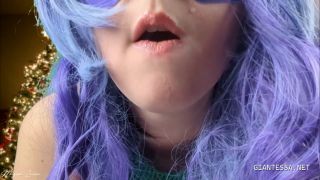 Morgana Laveau - Vacuum Woman Ruined Christmas Giantess (Fetish porn)