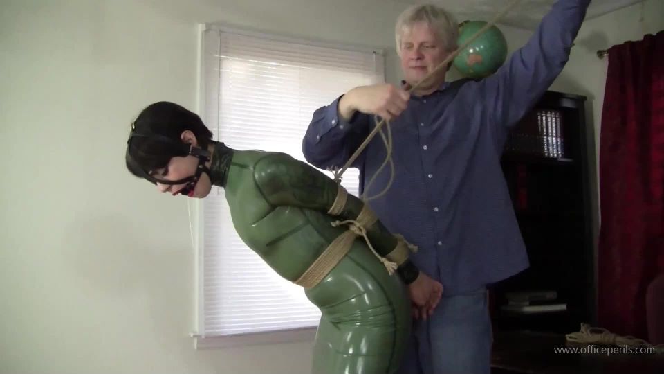 xxx video clip 46 maria marley femdom fetish porn | Green Latex and Tight Rope | fetish