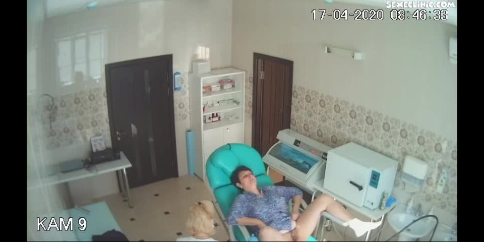 [sexeclinic.com] Examen de ginecología en el período