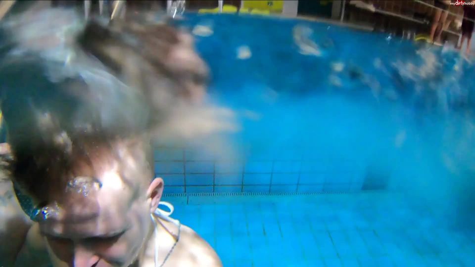 porn clip 34 anal threesome hardcore porn HornyRoxy – Scuba StressTest, hardcore on german porn