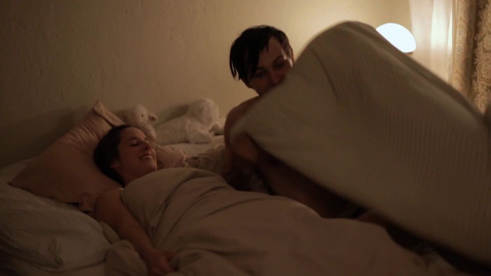 Amelie Kiefer - Kaptn Oskar (2013) HD 1080p!!!