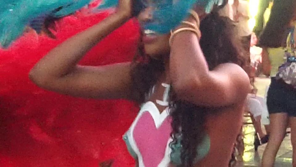 adulto xxx vídeo 33 TimesSquareToplessBodyPaint-100 0163  cámara oculta  webcam