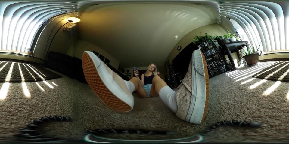xxx video 14 pies fetiche domina Tinyguy costumbre – Zaurus Shrunken Payback Zapato y Limpiador de Pies – VR360, pies en los pies porno