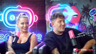 [GetFreeDays.com] ANNA CLAIRE CLOUDS and HAYLEY DAVIES SHOW LIL DED JANET HOW TO EAT PUSSY Porn Leak February 2023