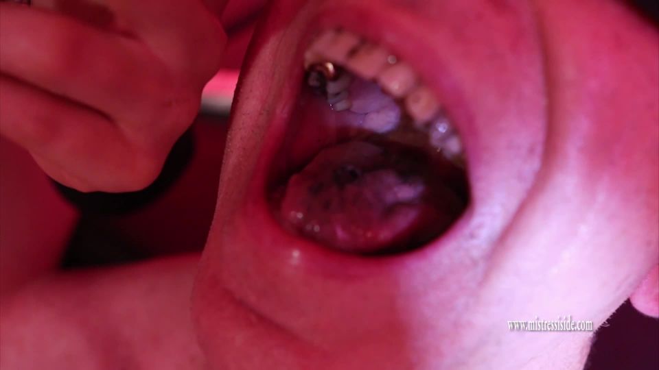 Mistress Iside - Run-Dow Ashtray.