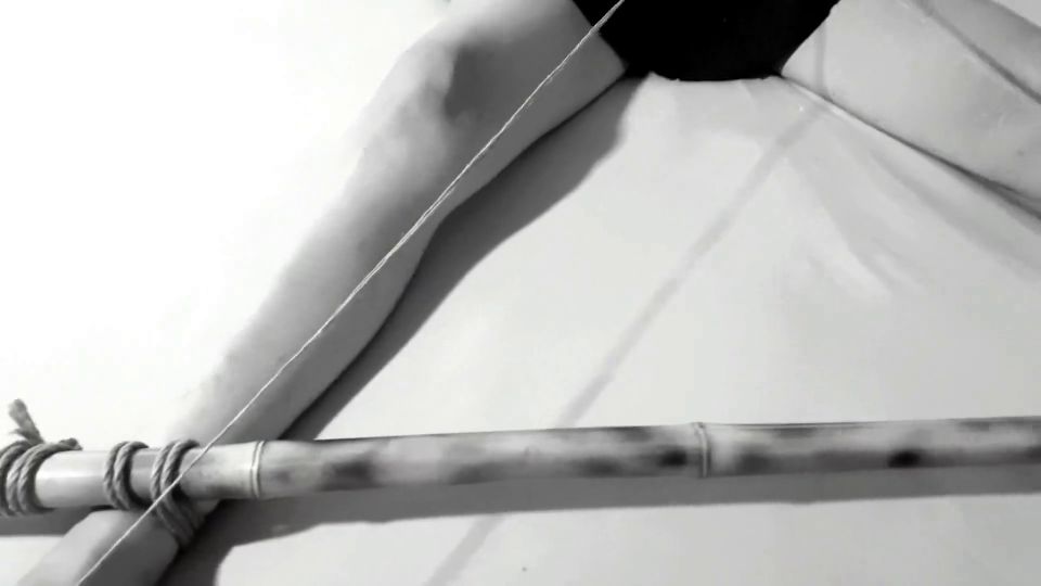 Alemán Amateur BDSM: Tanta-Bondage en FullHD 1080P