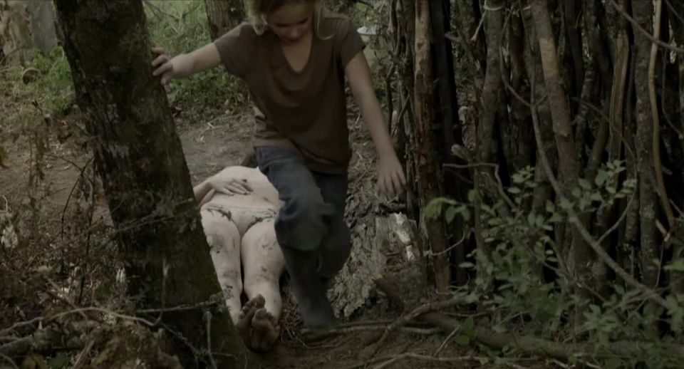 Brune Renault – Cadavre exquis (2012) HD 720p - (Celebridad porno)