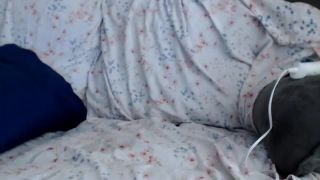 Cottontailmonroe Enorme penetración de Dildo en la brecha anal con....