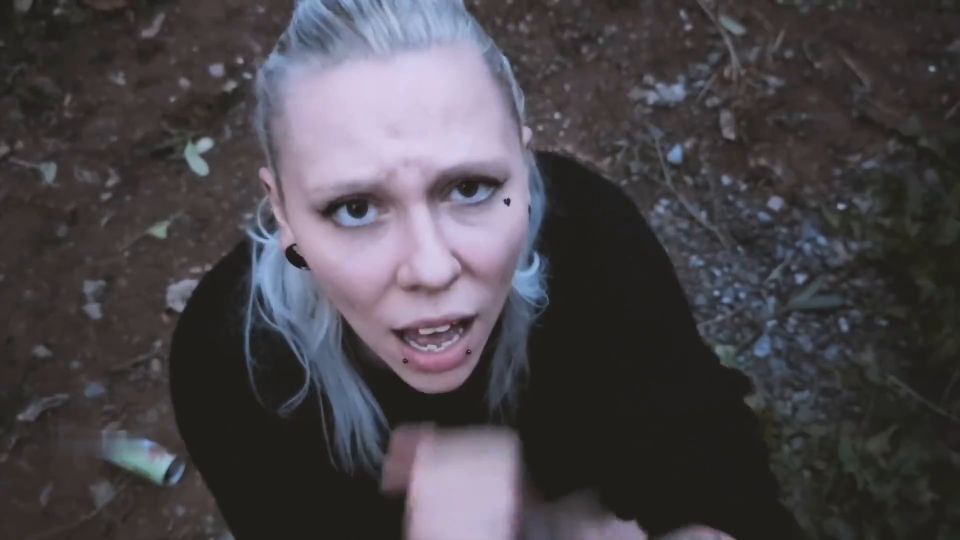 [K2S.CLUB] sarah_sky_official - War das riskant - Mein erster Mamada im Freien POV - FullHD 1080P