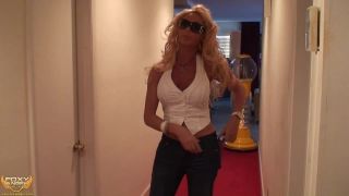 FoxyAngel solo vids-2008 bathtub-jackoff giant