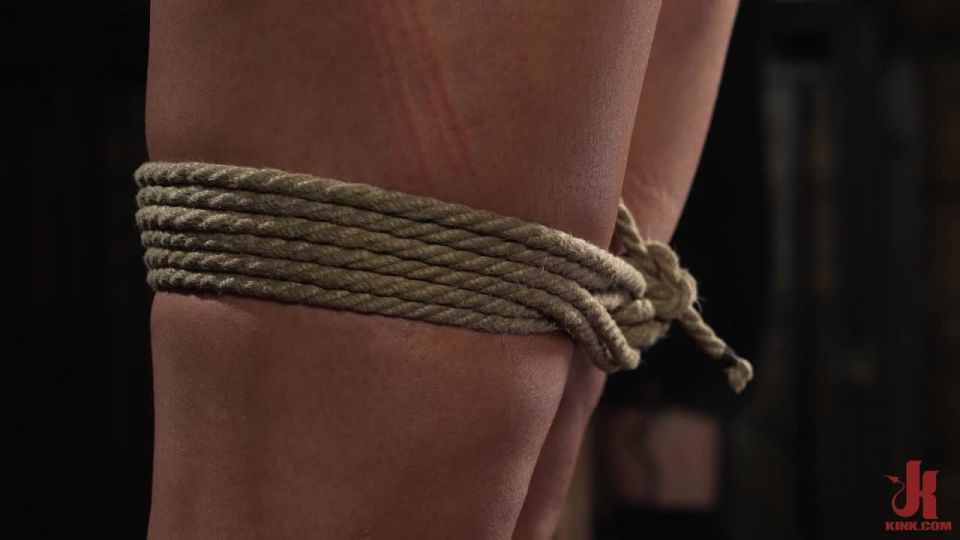 online video 43 Brooklyn Gray, anikka albrite femdom on fisting porn videos 