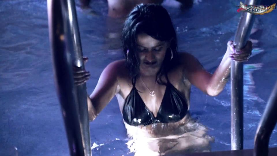 Your star sudipa hardcore fuck with her boyfriend in swimming ....