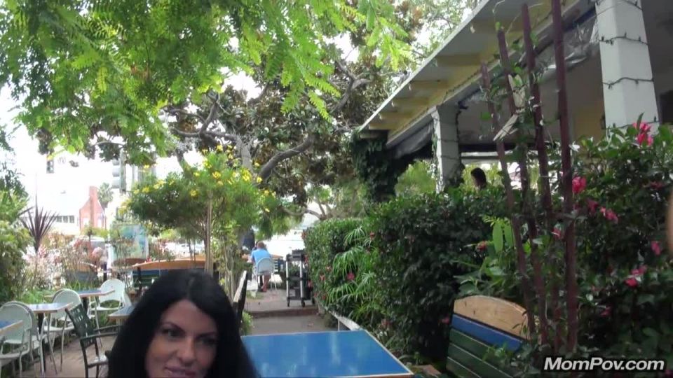 [Siterip] MomPOV 194