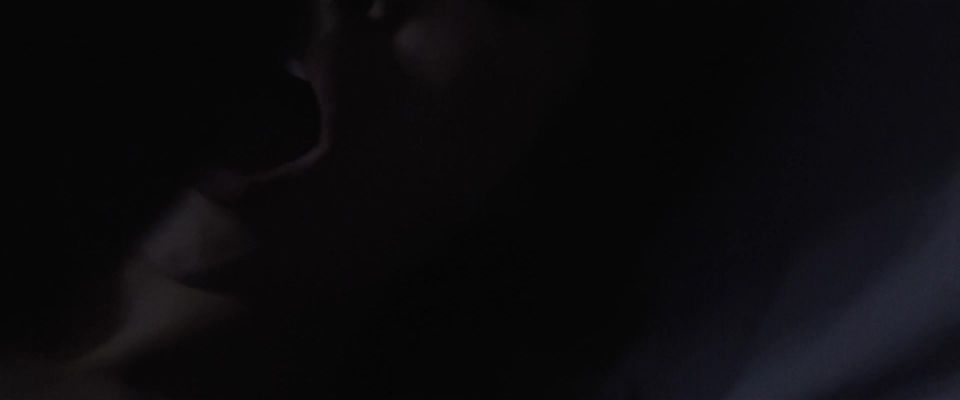 Alix Benezech, Jodie Ruth, Lola Dubus - On ne parle plus beaucoup aujourd'hui (2017) HD 1080p!!!