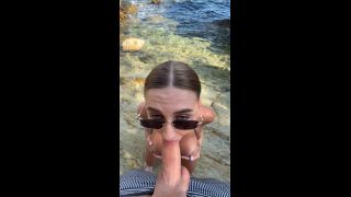 [K2S.CLUB] Kiraxxcherry - Best blowjob with cum on face and tits from a stranger on the beach - FullHD 1080P