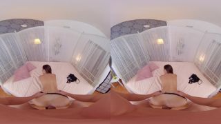 UltraHD VR Sex with Mina Moreno: SideBySide Doggystyle Fanta