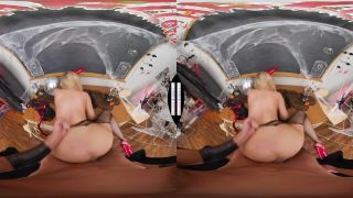 Classmate, Blake Blossom, is ready and willing to fuck your brains out before the alumni Halloween party - VR - Teen