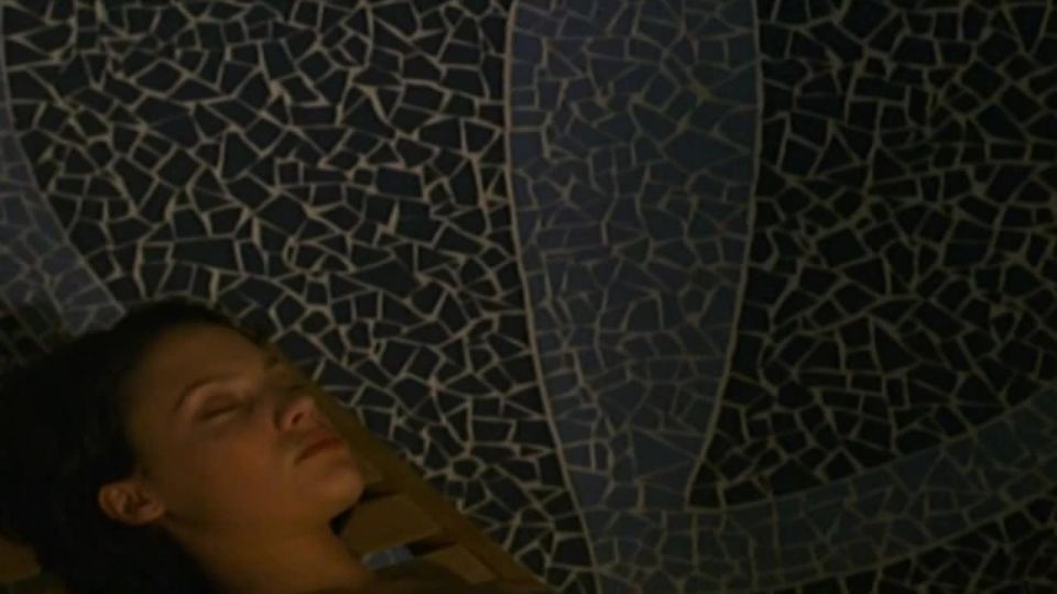 Camille de Pazzis, Clara Creantor - Gamer (2001) HD 720p!!!