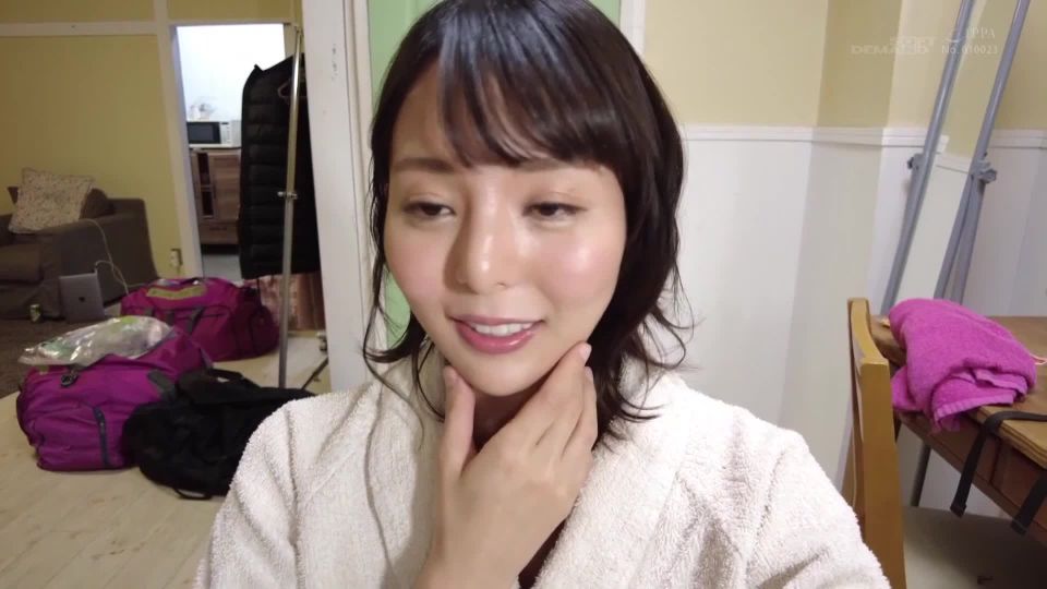 Okada Hinano KIRE-046 A Body That Is Too Sensitive To Shine With Sex Active Cafe Clerk Hina Okadas 27-year-old AV DEBUT - JAV