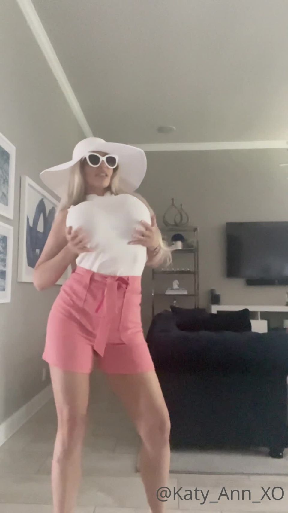 Katy Ann XO () Katyannxo - for the fashion fans here 18-07-2021