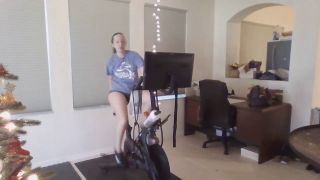 brittibratti 2023-12-01 Stream started at 12012023 0139 pm  Happy Friday!