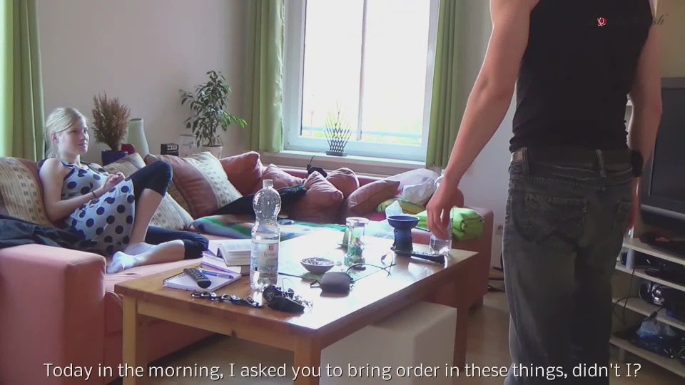 vídeo para adultos 34 Das Paddel Und Den Rohrstock Frs Nichtaufrumen en la mujer porno bdsm anal extremo porno