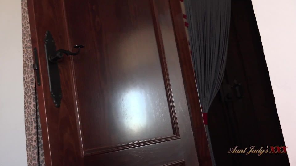 [AuntJudysXXX] Linda [12.18.22] [1080p]