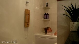 Meet Madden - Peeking In - 102120