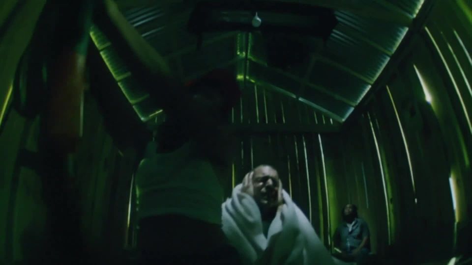 Kari Wuhrer - Rey de las Hormigas (2003) HD 1080p!!!