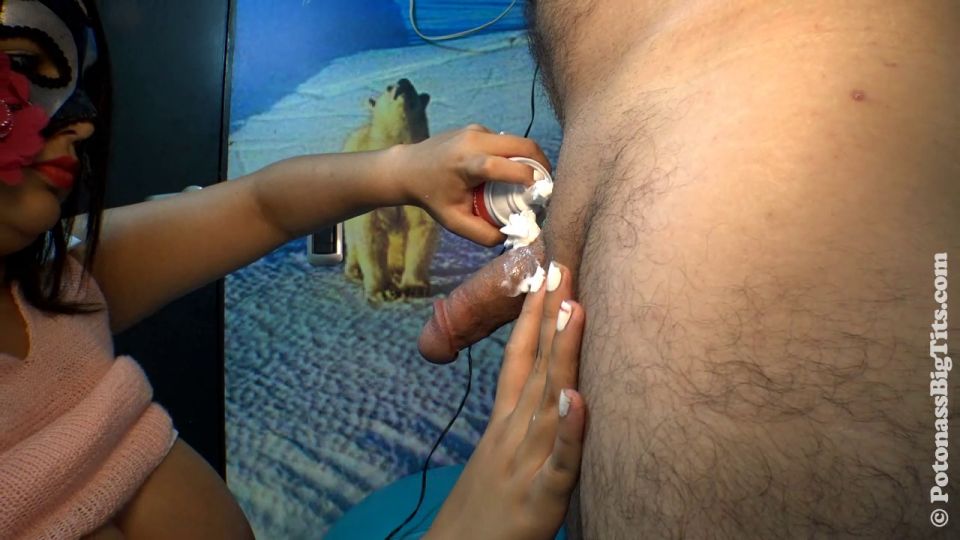 Explore Potonassbigtits: Big Tits & Ass Action Awaits!