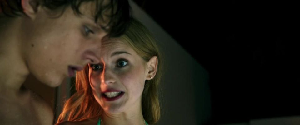 Ella-Maria Gollmer – Doktorspiele (2014 HD 720p - (Porno de Celebridad)