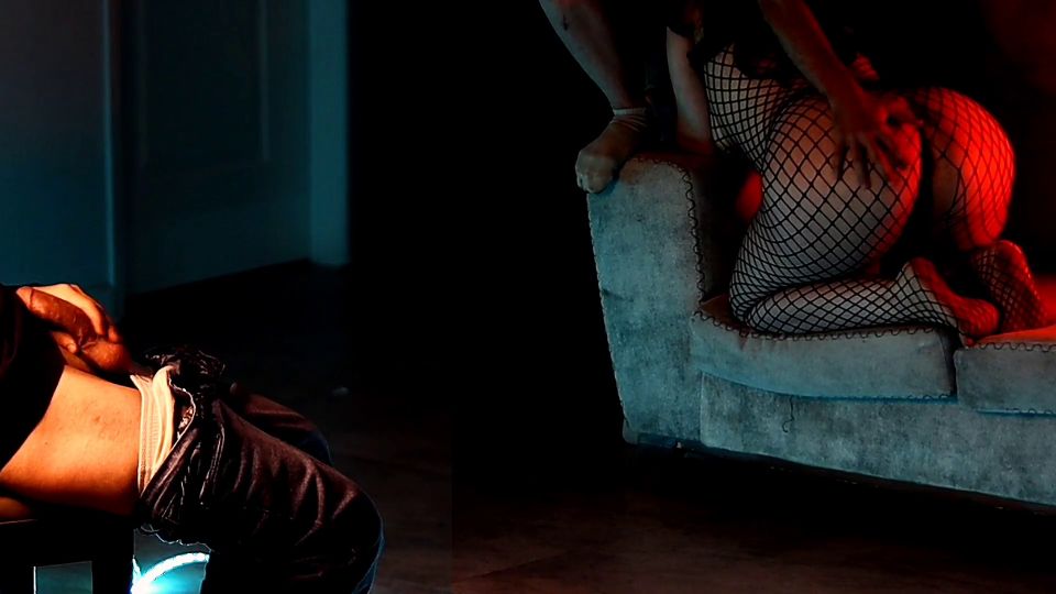 Cuco relojes culo grande esposa consigue mierda por extraño.