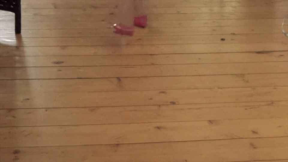 Christina QCCP Cómo ser una bonita sissy tease y gracias (Femdom porno)