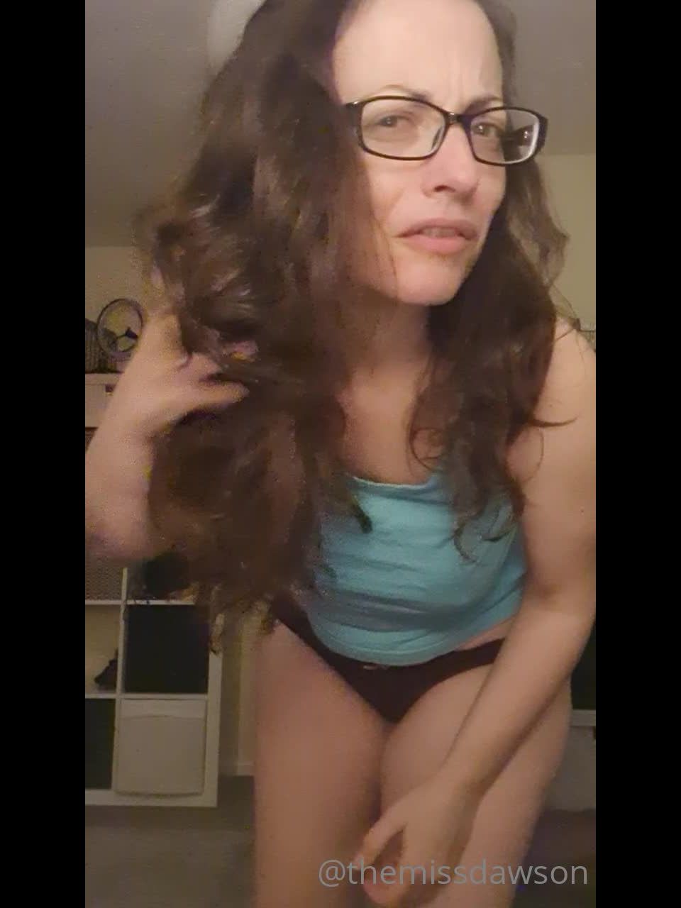 Onlyfans - Miss Dawson - themissdawson - themissdawsonNoche para mí largo día será fresco y en línea en pocas horas - 08-06-2021