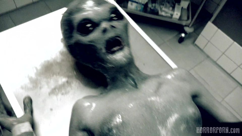 clip para adultos gratis 27 pies japoneses fetiche Horror Porn: 33 – Roswell OVNI [Sexo Virtal, Sexo POV, Ultra HD, 4K], 4k en femdom porno