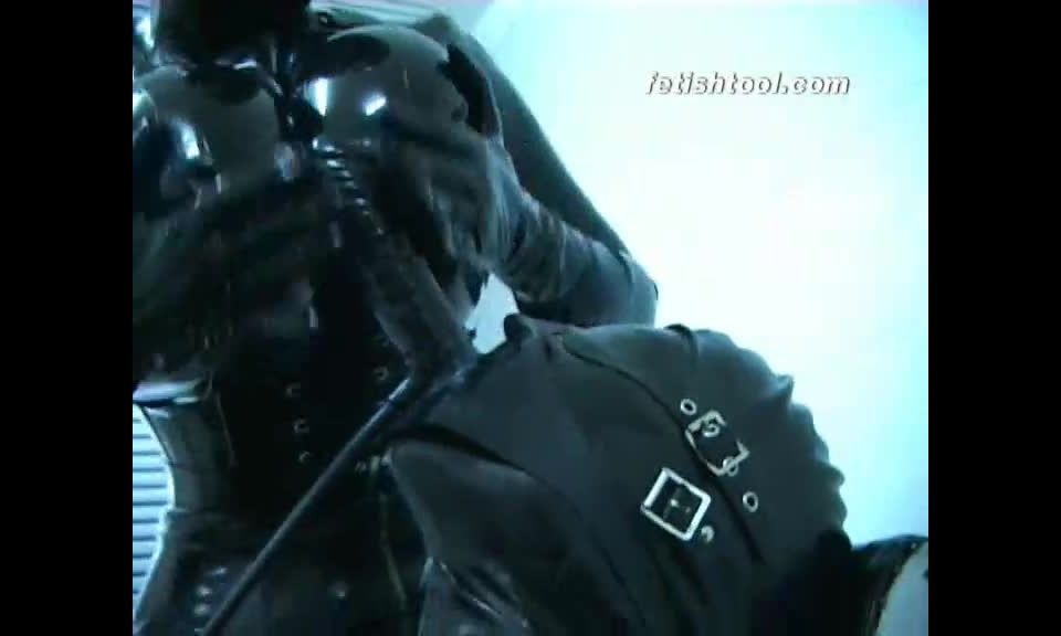 hard crush fetish fetish porn | Latex Porn – 8401 – Heavy Rubber Treatment – p.1 – Mistress Valentina – Slave Guillermo | rubber