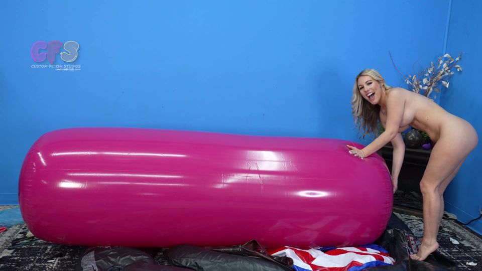 Custom Fetish - Bunny Masturbates Deflates Lipstik Inflt - Fetish