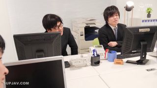 Reducing Mosaic VEMA-225 オフィスで2人きりになった瞬間にセックスする女上司と部下 弥生みづき
