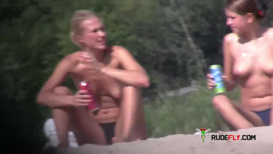 video gratis adulto 3 Playa desnuda en el hardcore porno público porno hardcore