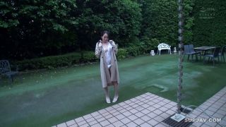 Reducing Mosaic EYAN-174 結婚1年目/22歳/元イメージビデオモデル 美しき着エロ若妻、限界露出で本番解禁AVデビューFcup舞花