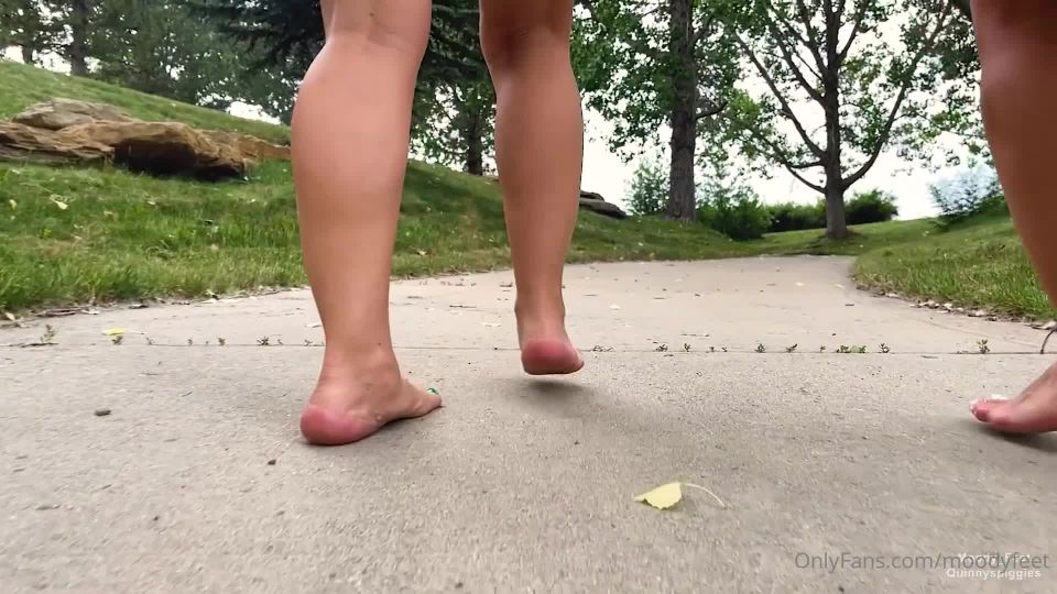 7143 Fetiche de pies, Pies, piernas 35