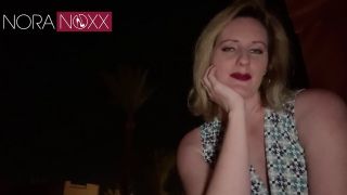 Nora Noxx - Sklavenaufgabe Für Dich Jämmerliches Insekt - Iss Den Keks 720P - Amateur