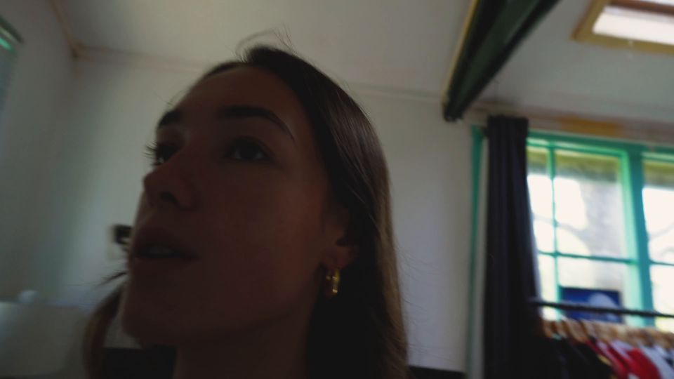 cheekymz 605157726833614848-igNVAyg0