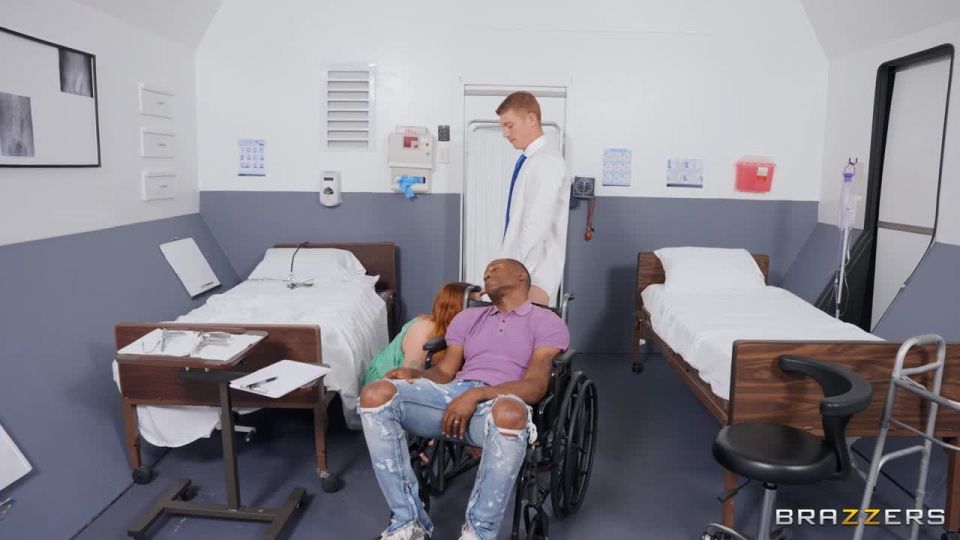 video en línea gratis 32 Siri Dahl - Se requiere asistencia médica [HD 699,7 MB], fetiche aplastante en el fetiche porno