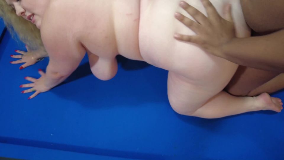 Stunning Stella Daniels PlayHouse BBW!